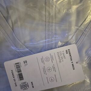 Athleta Essential TShirt XL New